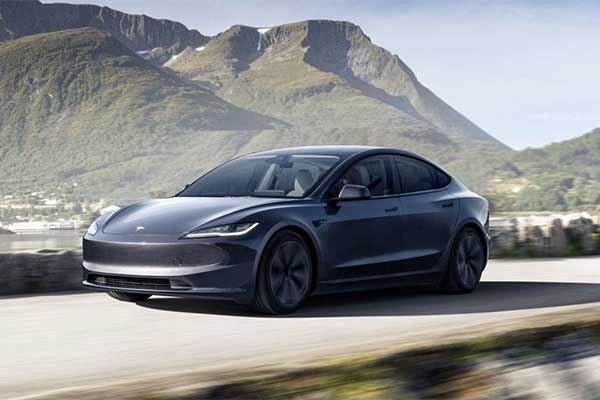 20260424-4tesla-model-3-versi-murah.jpg
