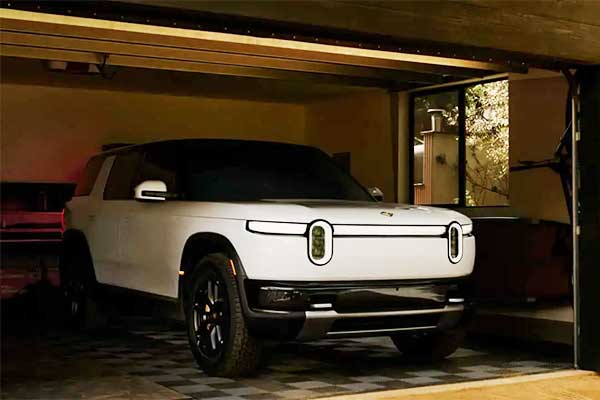 20260805-2daftar-tunggu-rivian-r2.jpg